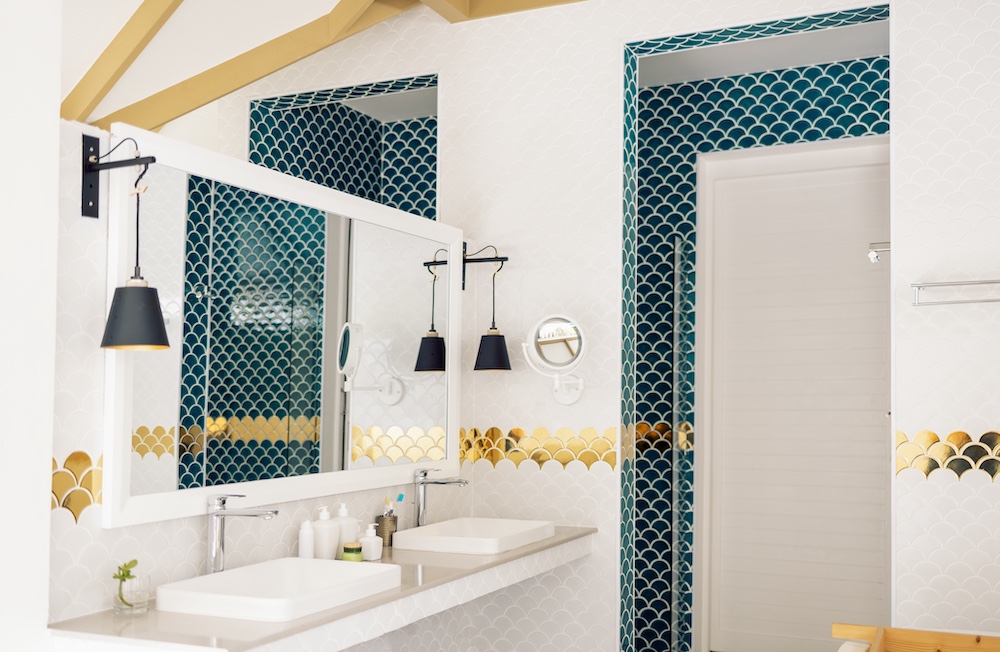 a stylish bathroom features a mix of blue and whit 2025 01 10 03 16 08 utc